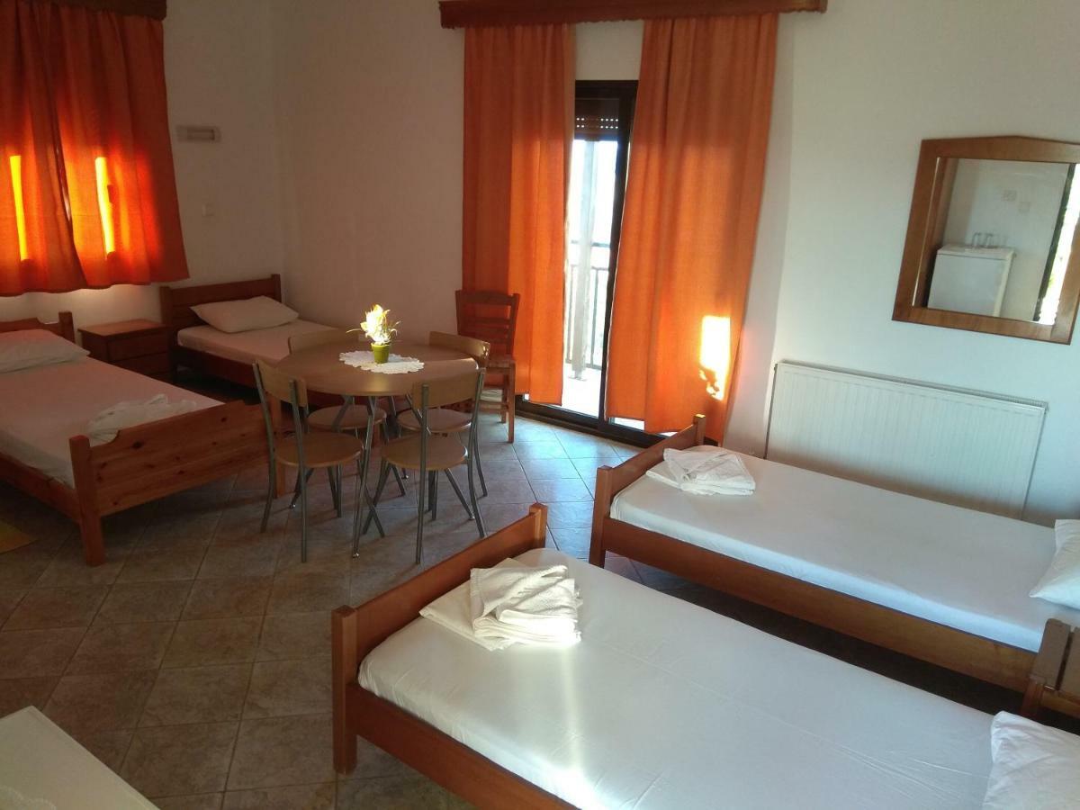 Hotel Panorama Palaiοpolis à Palaiopoli  Extérieur photo