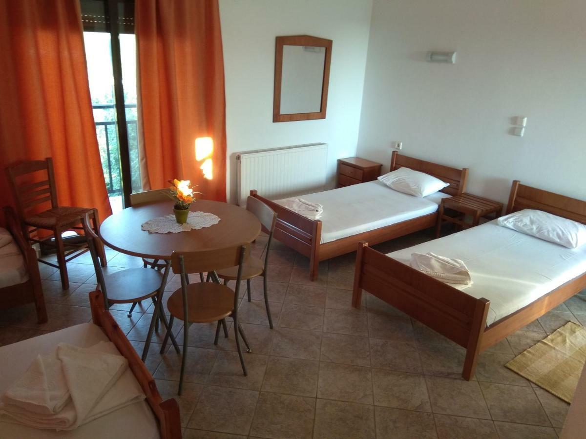 Hotel Panorama Palaiοpolis à Palaiopoli  Extérieur photo